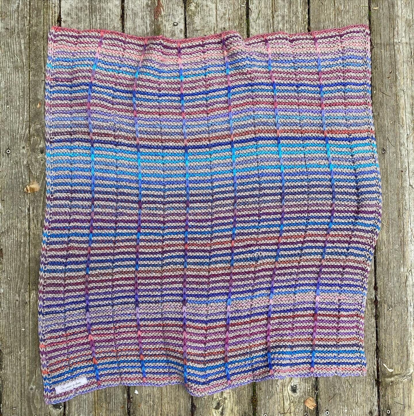 Besitos Baby Blanket Pattern pdf Emtothethird Yarn Co. 