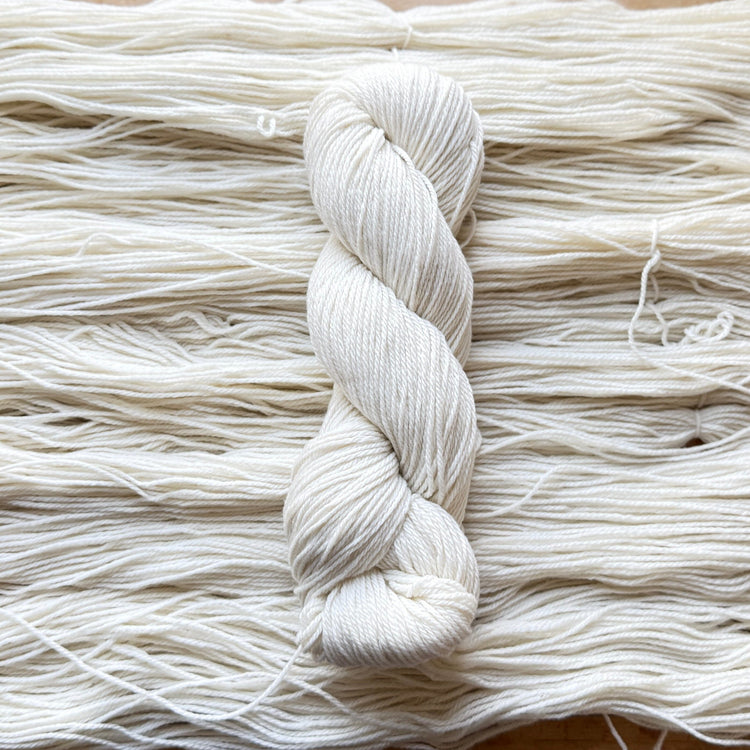 Sagrada - Paper Stars Yarn Emtothethird Yarn Co.