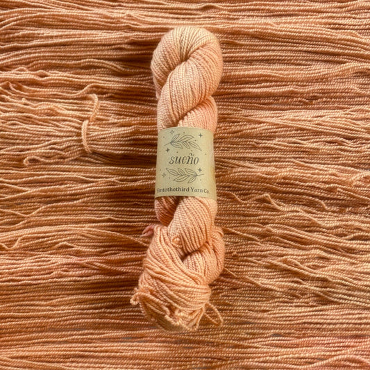 Sueño - Peach Rings Yarn Emtothethird Yarn Co. 